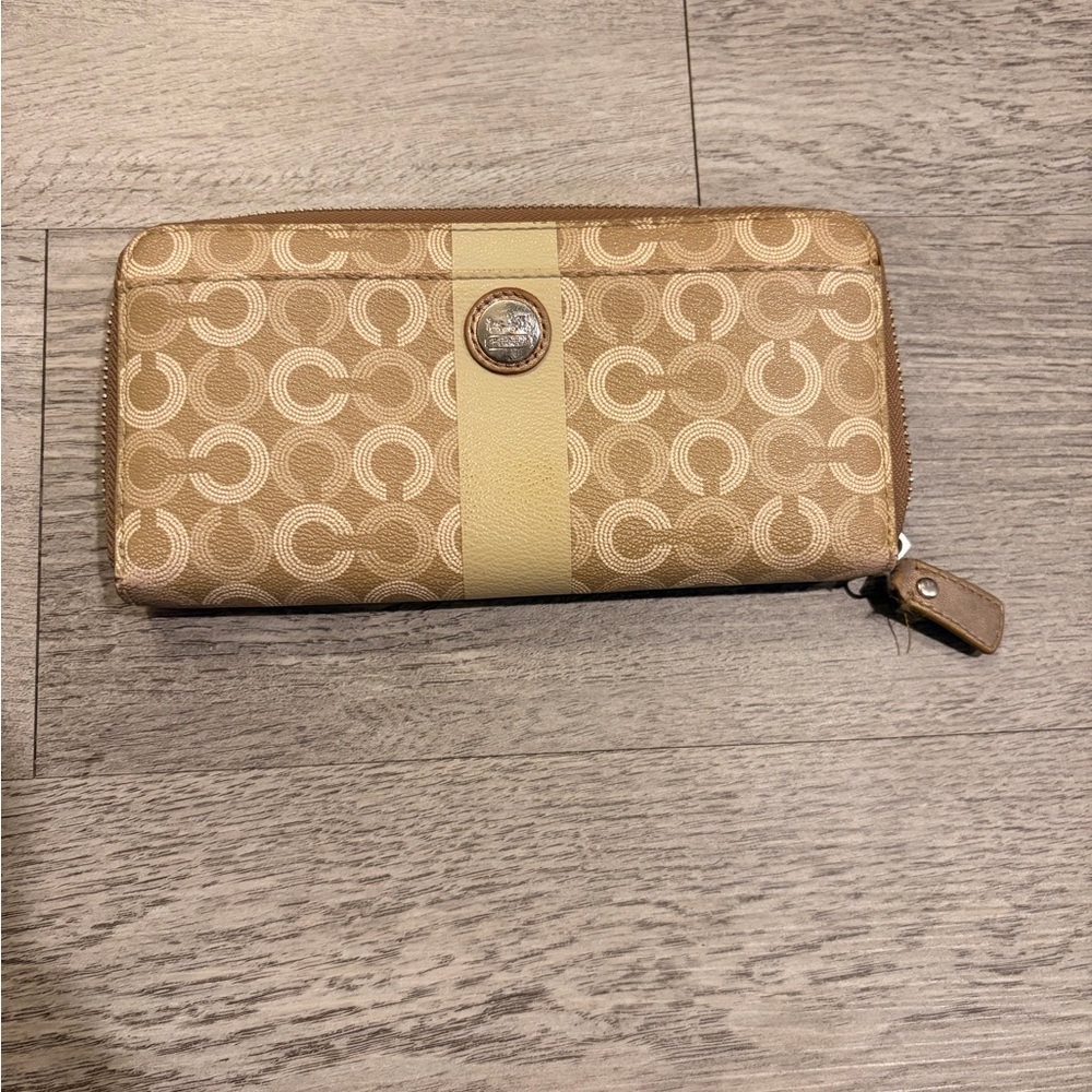 Coach Tan and Cream Wallet